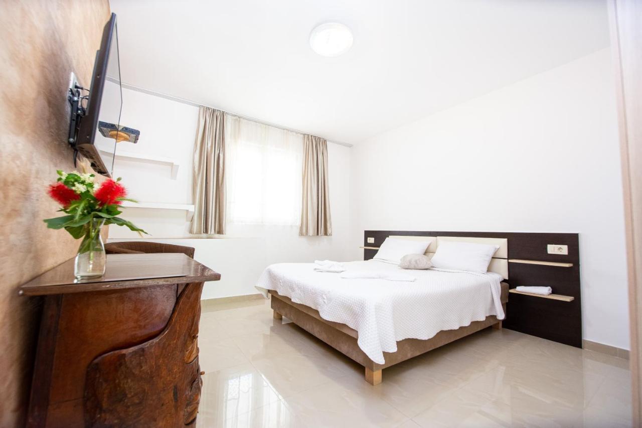 Saki Apartments Budva Eksteriør billede