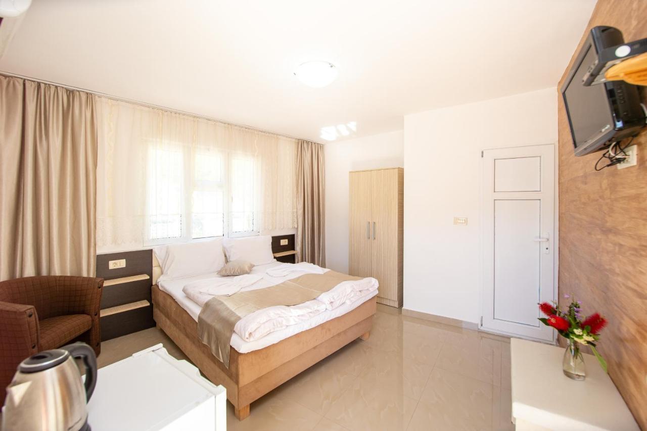 Saki Apartments Budva Eksteriør billede