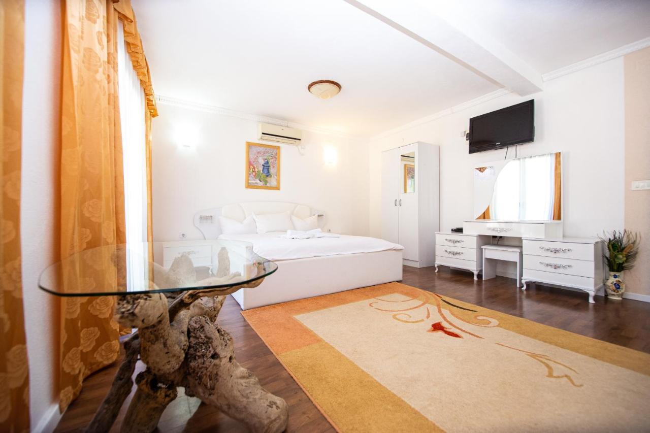 Saki Apartments Budva Eksteriør billede