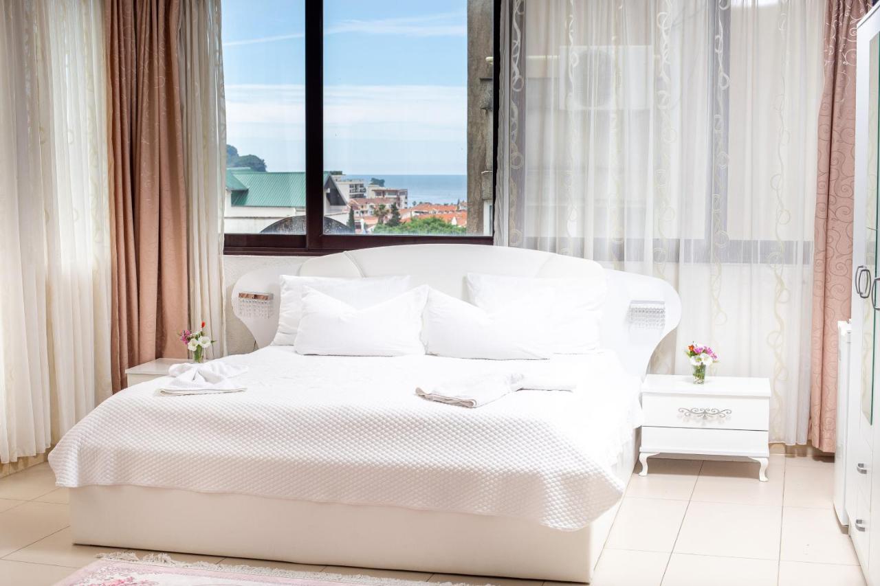 Saki Apartments Budva Eksteriør billede