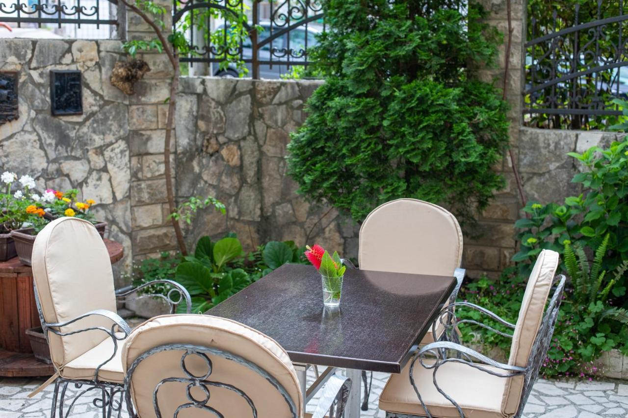 Saki Apartments Budva Eksteriør billede